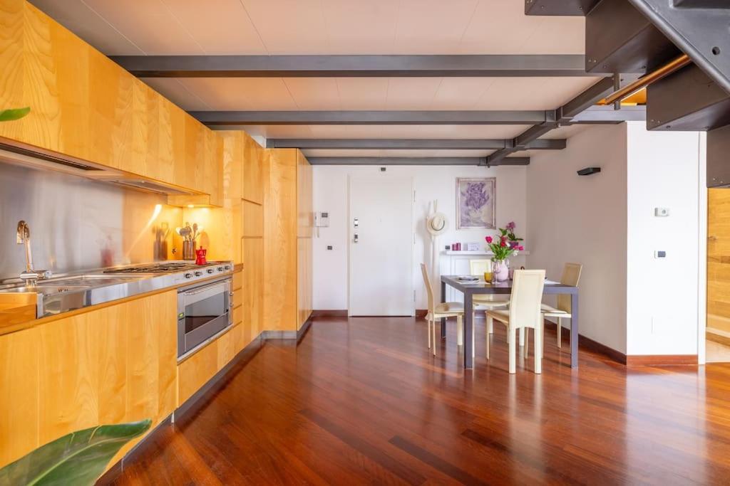 Nostromondo - Exclusive Loft - Split Level In Viale Parioli Apartment *
